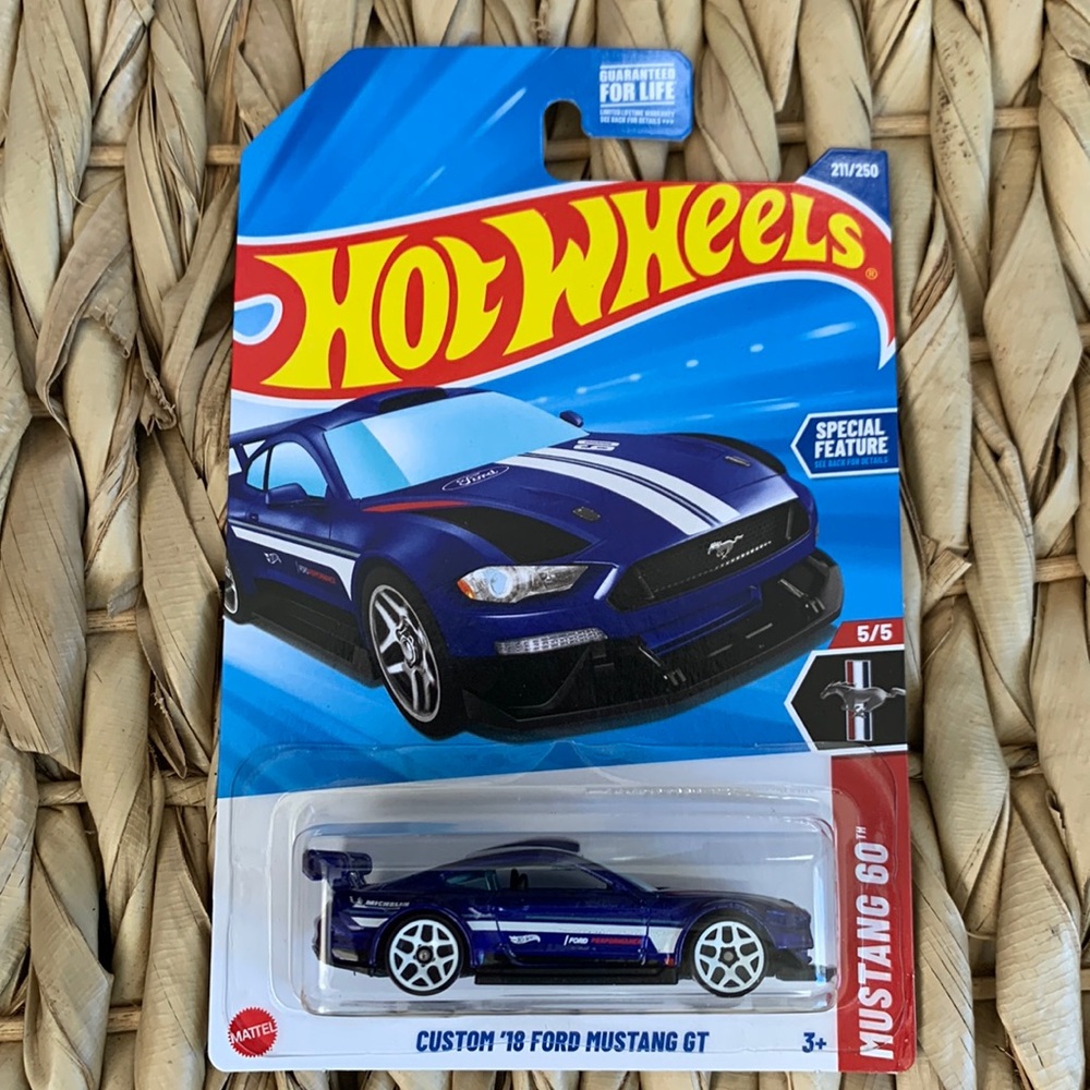 2018 Custom Ford Mustang GT 60 Years 60th Anniversary Pony Car Hot Wheels 🆕 2025
